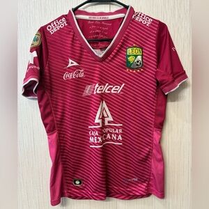 Club León Magenta Soccer Jersey Pirma Liga MX Retro Fiera Kit Blokecore Large